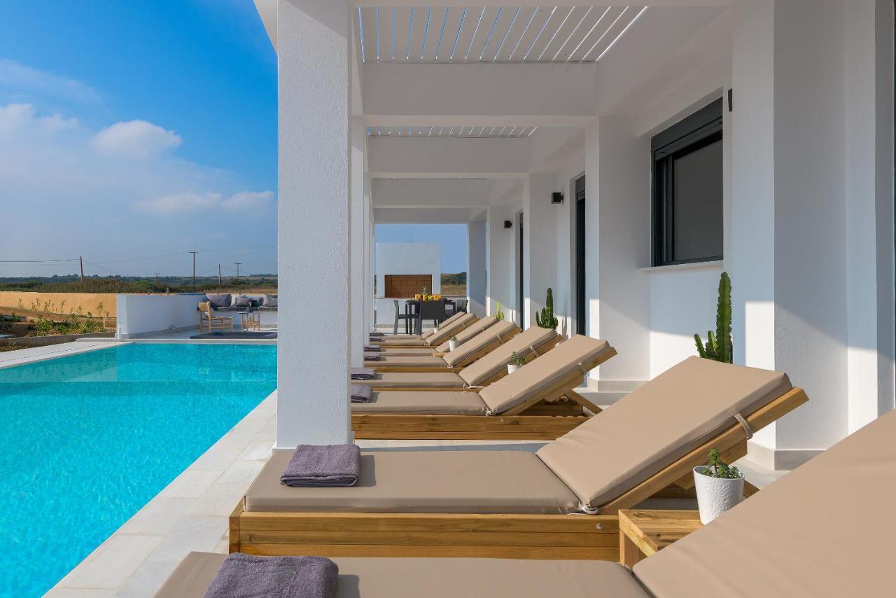 Seawater Villa Lacónia Exterior foto
